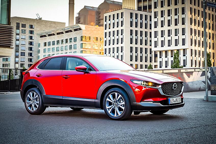Mazda выпустит в продажу мини-кроссовер CX-30. Цены на новинку в зависимости от комплектации варьируются от 1 620 000 до 2 009 000 рублей.