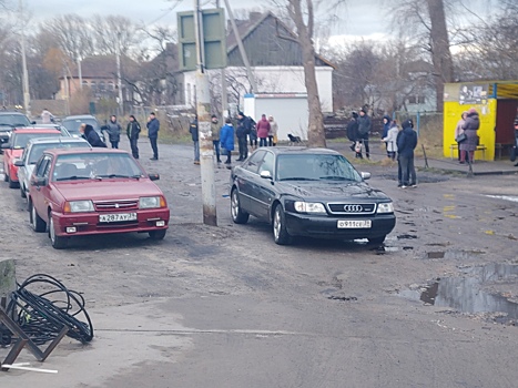 Жители Балтийской косы не могут переправиться в Балтийск из-за парома