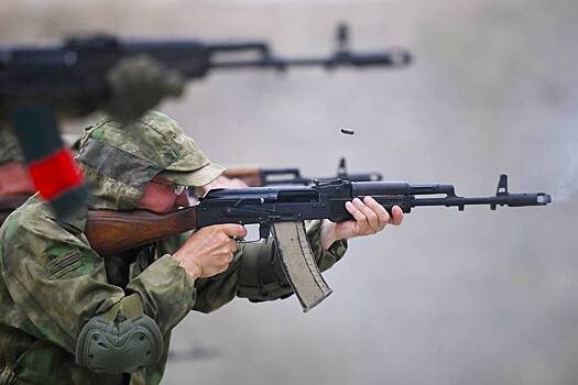 Автомат Калашникова: история создания АК-47 — настоящей легенды оружия