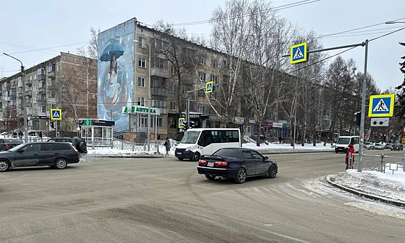 Под Новосибирском сотрудника МКУ оштрафовали за снег на тротуарах и скользкие дороги