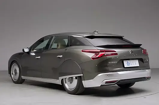 Кросс-лифтбек Citroen C5 X стилизовали под культовый CX