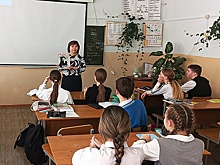Пятьдесят школ Хабаровского края получают в этом году журнал "Родина"