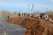 Жители оренбургского ЖК, построившие дамбу, не получали замечаний от властей