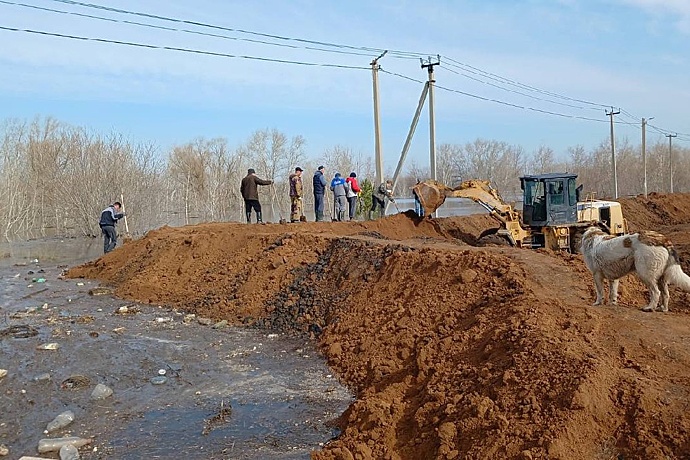 Жители оренбургского ЖК, построившие дамбу, не получали замечаний от властей