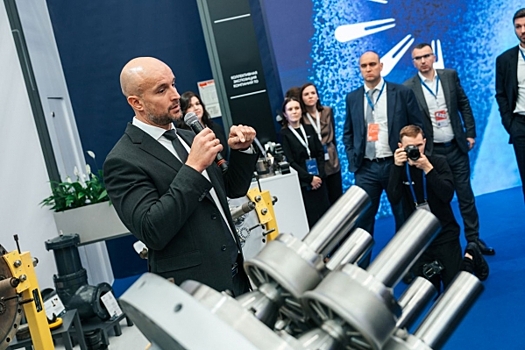 Путь к технологическому лидерству: Югра презентовала инновации и меры поддержки ТЭК на TNF-2025