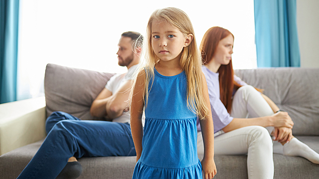 «Папа душит маму»: что делать, если ребёнок увидел секс родителей