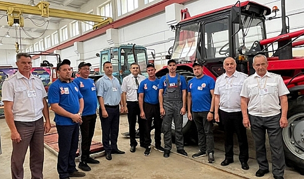 Лучшего механизатора определили в Волгоградской области