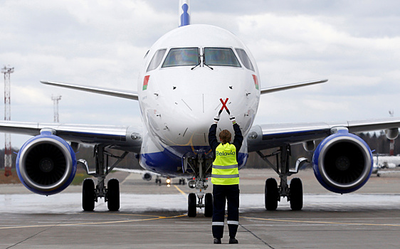 «Белавиа» отменяет чартерные рейсы в Черногорию и ряд других стран