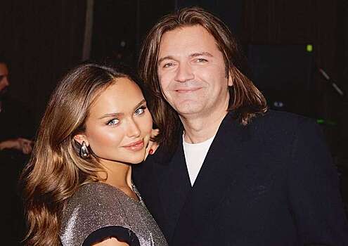 Дочь Дмитрия Маликова похвасталась фигурой в стильной спортивной форме