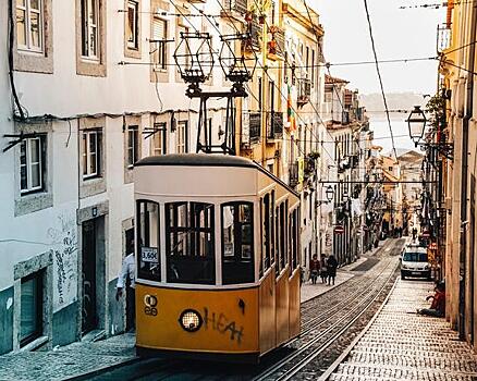 В Иркутской области трамвай столкнулся с грузовиком