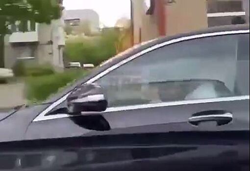 По улице Гагарина ехала иномарка, которой управлял ребенок