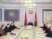 Лукашенко призывает к укреплению обороноспособности страны