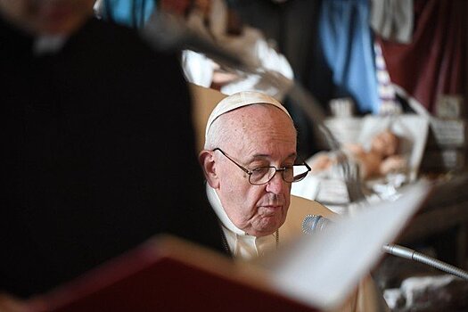 Папа римский признался в желании стать мясником