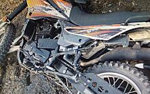 В Захарове мотоциклист попал в больницу после ДТП с «Нивой»