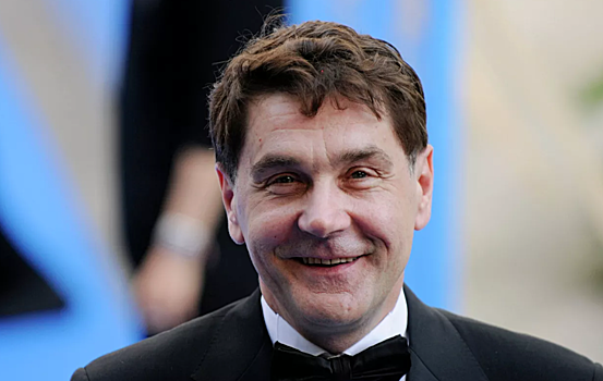 Маковецкий устроил потасовку на борту самолета