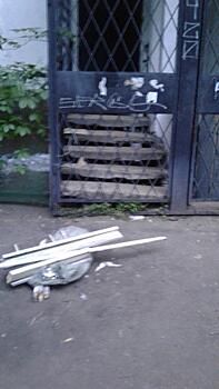 Строительный мусор убран благодаря обращению жительницы Вешняков