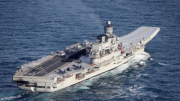 Назван срок возвращения в строй авианосца "Адмирал Кузнецов"