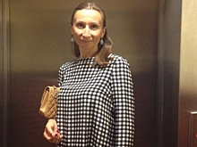 Сноху спикера омского Заксобрания Владимира Варнавского исключили из совета при минтруда и комиссии