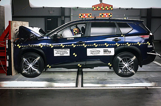 Новый Nissan X-Trail провалил краш-тест
