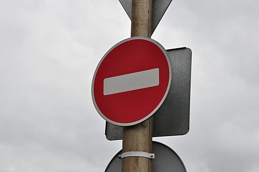 В Красноярске запрещен разворот на ул. Дубровинского в районе Николаевского моста