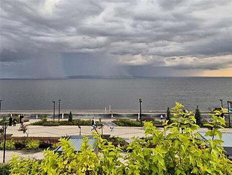 "КуйбышевАзот" помогает благоустраивать пляжи и набережные Тольятти