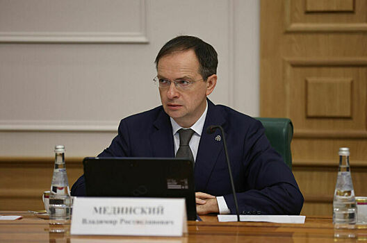 Мединский: Киев принял по обмену с Россией лишь двух военнопленных из 1000