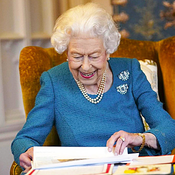 Королева Елизавета II написала сердечное послание спортсменам после своего положительного теста на Covid-19