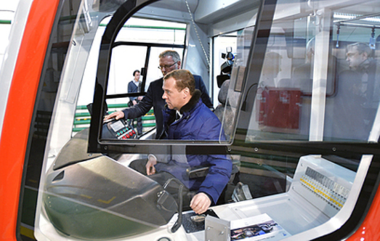 Медведев предсказал Зеленскому судьбу Берлиоза