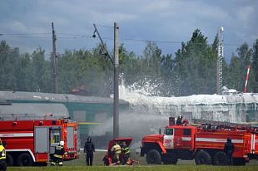 Ночью 24 июня иномарка наехала на дамбу на реке Уфа
