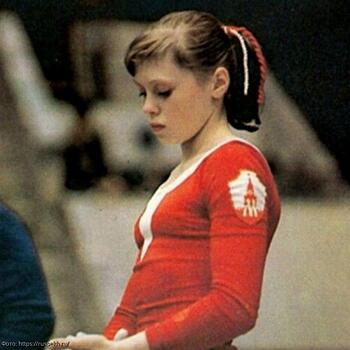Петля Мухиной: трагедия прославленной советской гимнастки, приковавшая ее к кровати