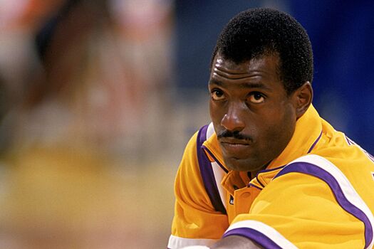 Легенда «Лейкерс» рассказал, почему опекать Ларри Бёрда было сложнее, чем Майкла Джордана