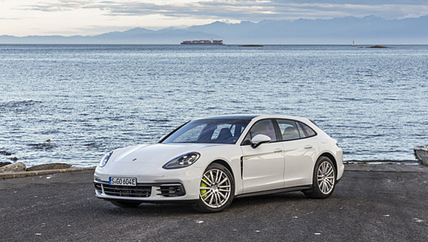 Porsche Panamera Sport Turismo: тест-драйв самой красивой Panamera в истории