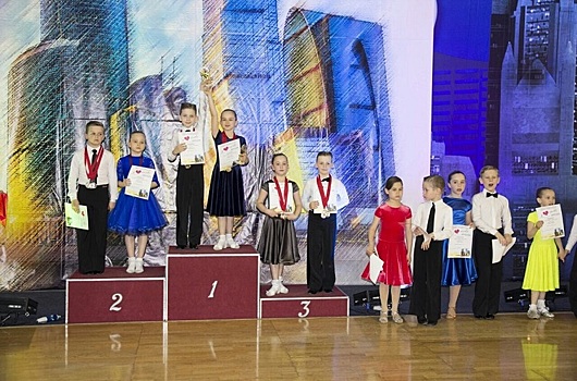 Школьники из Черемушек выступили на турнире по танцам «Я люблю Москву»