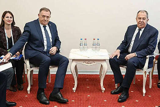 Лавров и Додик в ходе встречи подтвердили курс на укрепление партнерских связей