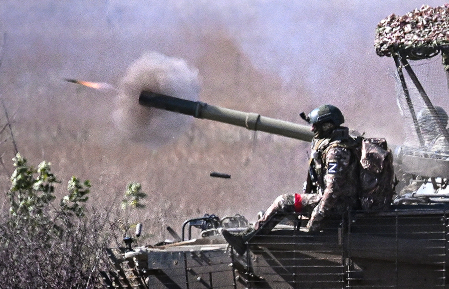 Армия России громит противника по всему фронту