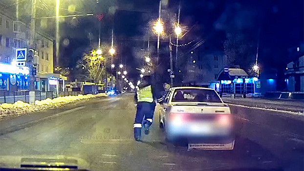 Шалость не удалась: автоугонщик с девушкой не ушел от ГИБДД
