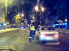 Шалость не удалась: автоугонщик с девушкой не ушел от ГИБДД