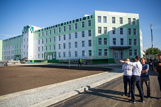 Три поликлиники по проектам ГЧП начнут прием пациентов в 2025 году – Травников