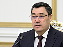 Садыр Жапаров осмотрел новое здание посольства Кыргызстана во Франции