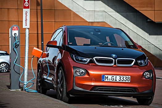 Почему BMW не планирует обновлять электрокар i3