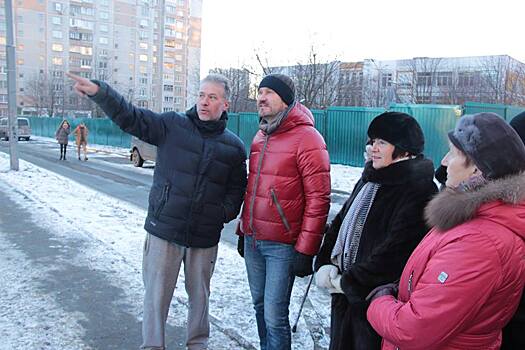 Депутат Александр Семенников решил вопрос с тротуаром в Северном Бутове