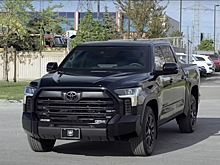 Японский пикап Toyota Tundra превратили в броневик