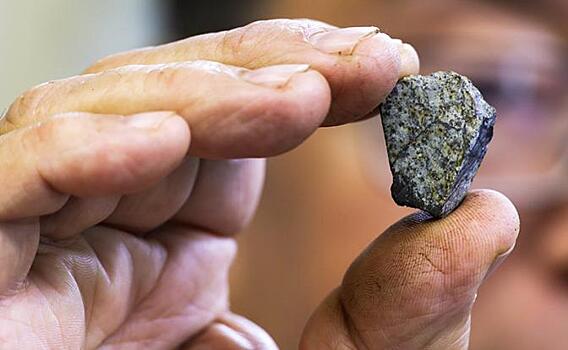 Сколько денег можно заработать на метеорите, который видели недавно над Москвой