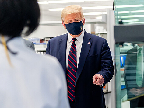 Трамп оказался самым главным распространителем "фейк-ньюс" о коронавирусе в мире