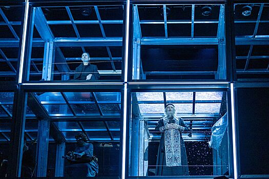 В «Мосфото» появились кадры нового спектакля Театра на Малой Ордынке