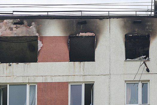 Двое мужчин погибли при пожаре в частном доме в Бурятии