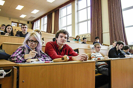 Повышение стоимости обучения в вузах предложили ограничить уровнем инфляции