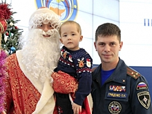 Выживший после взрыва в Магнитогорске Ваня Фокин встретился со спасателями перед Новым годом