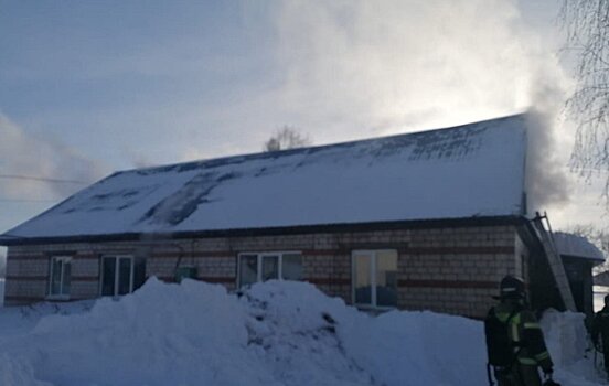 Фельдшерско-акушерский пункт в Можгинском районе пострадал от пожара