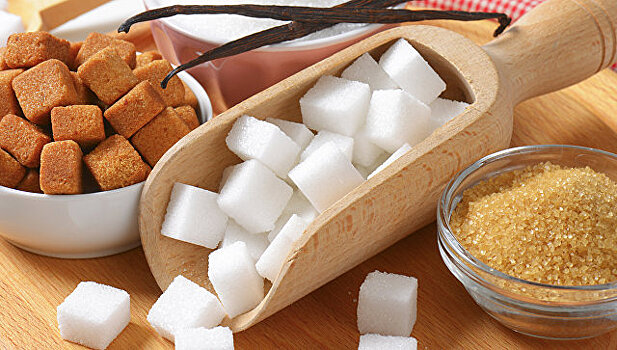 Россияне употребляют в шесть раз больше сахара, чем 100 лет назад